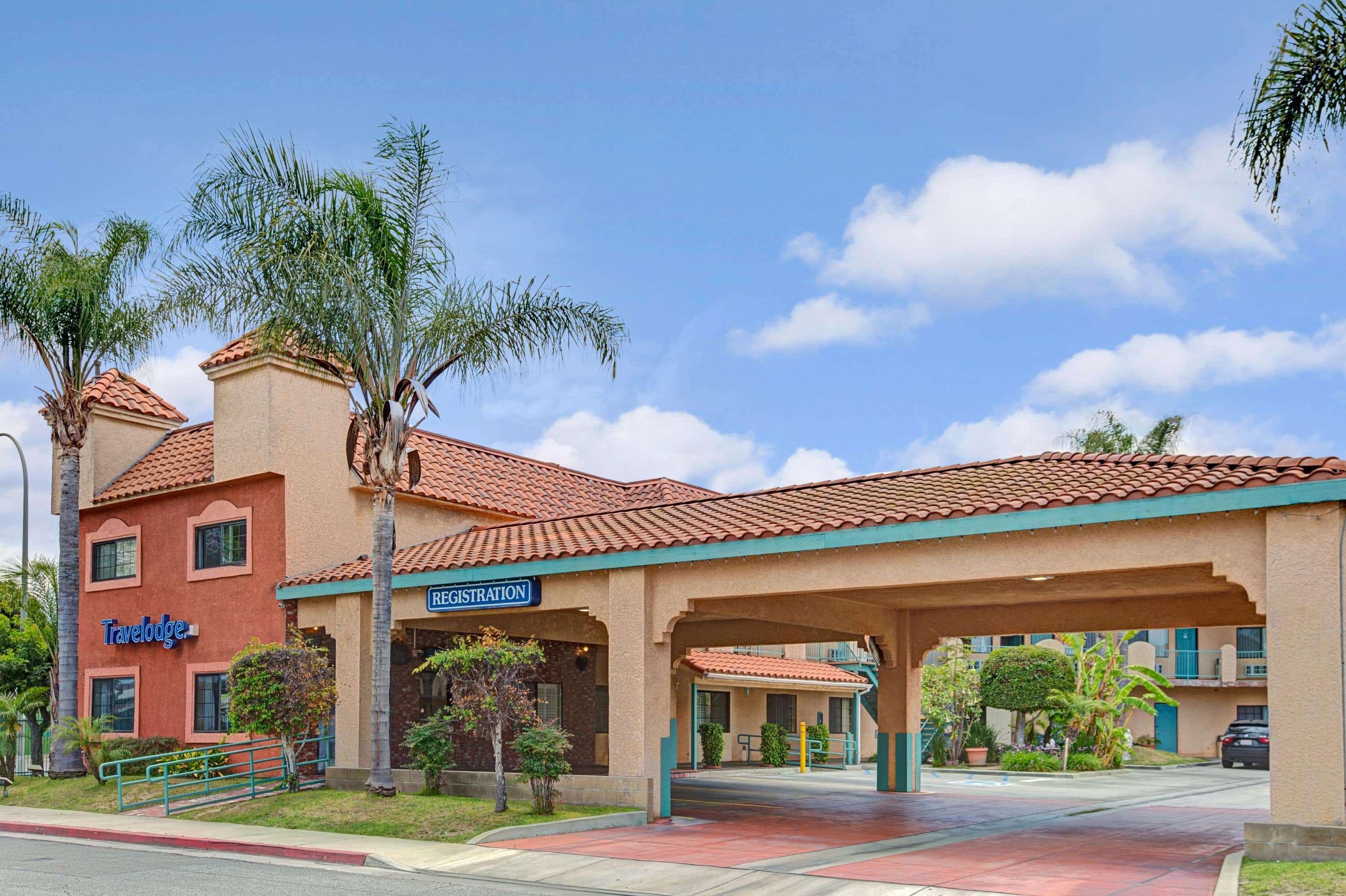 Travelodge By Wyndham Lynwood Exterior photo